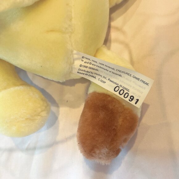 Vintage pokemon meowth plush - Picture 3 of 5